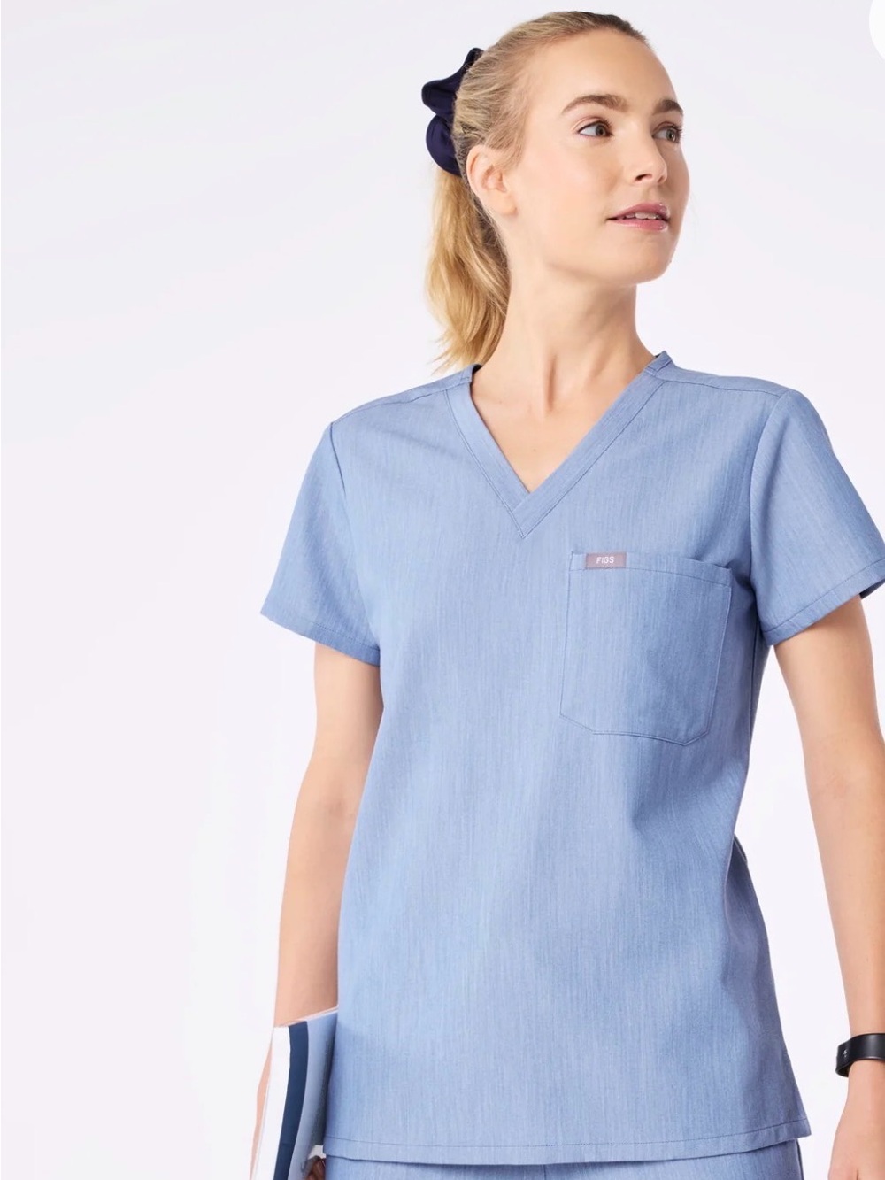 FIGS Catarina Heathered Indigo One Pocket Scrub Top Size L PO 7715